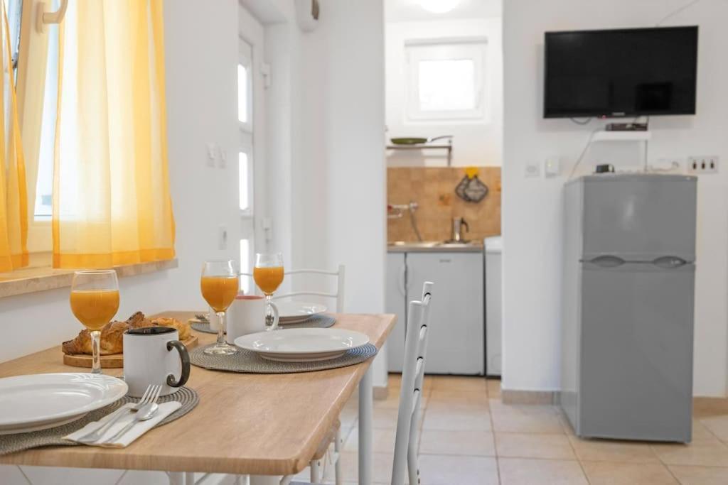 Valkane Private Garden Apartment